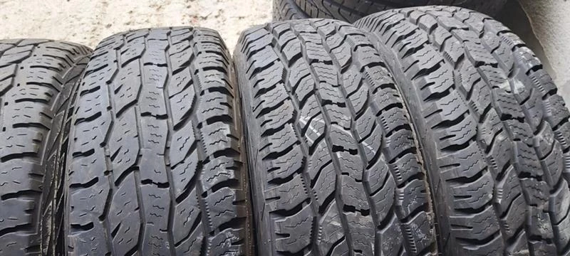 Гуми Всесезонни 235/75R15, снимка 4 - Гуми и джанти - 33437987