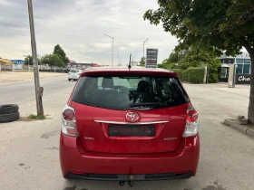 Toyota Corolla verso 2.2-177kc Дизел в топ състояние с Немски TUV, снимка 6