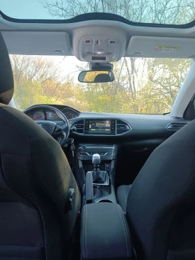 Peugeot 308 1.6 BlueHDI, снимка 10
