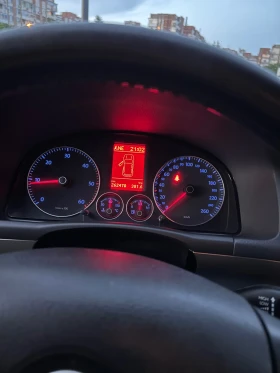 VW Touran CROSS 2.0TDI BMM 7 МЕСТЕН, снимка 11