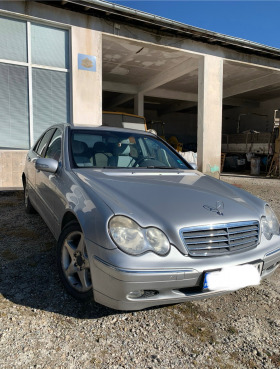 Mercedes-Benz C 220 CDI, снимка 4 - Автомобили и джипове - 45438766