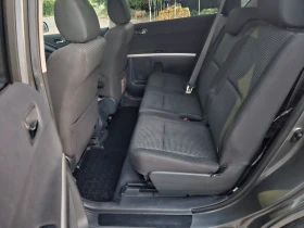 Toyota Corolla verso 2.2 D-4D   177 �.� �����!  | Mobile.bg � ����� ������ 13