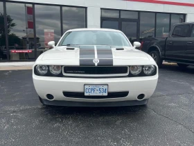 Dodge Challenger * 2dr Cpe * АВТОКРЕДИТ БЕЗ ПЪРВОНАЧАЛНА ВНОСКА*  | Auto.bg — изображение 6