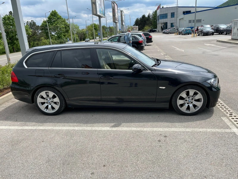 BMW 330 E91 Xi LPG, снимка 4 - Автомобили и джипове - 47331838