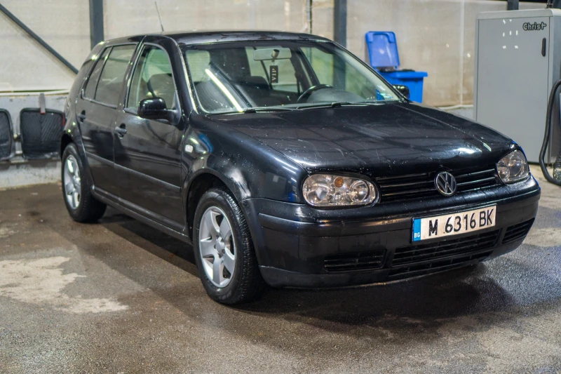 VW Golf, снимка 4 - Автомобили и джипове - 47827308