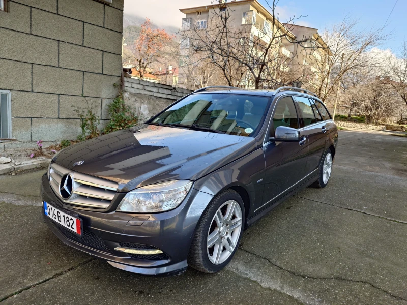 Mercedes-Benz C 220 AMG - Pack, снимка 2 - Автомобили и джипове - 49579864