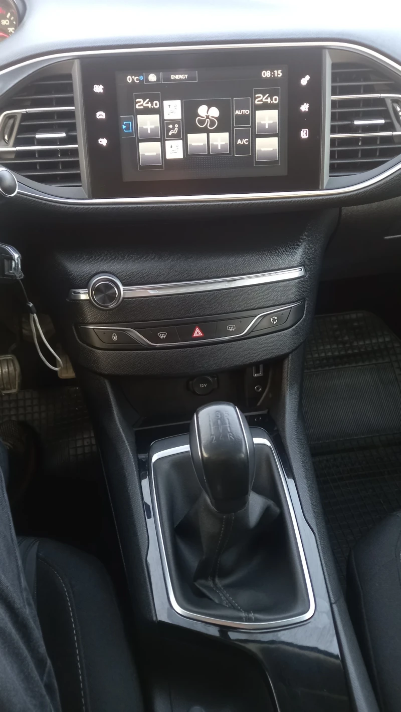 Peugeot 308 1.6HDI, снимка 5 - Автомобили и джипове - 49036876