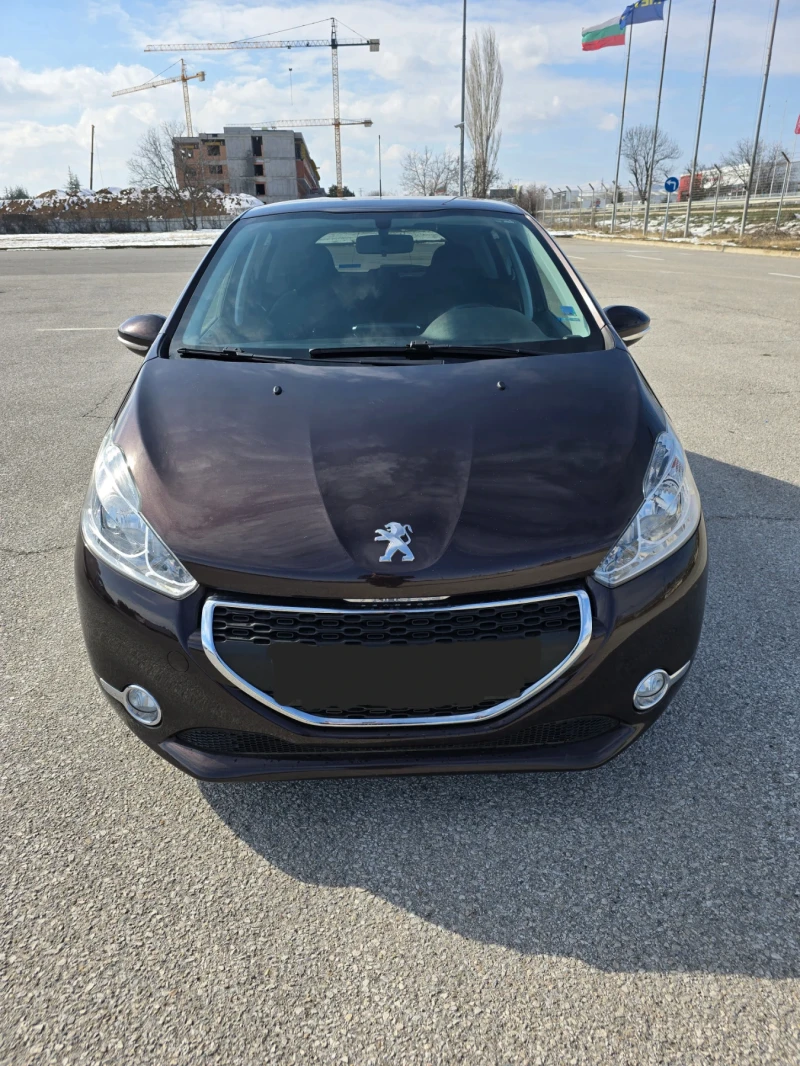 Peugeot 208, снимка 8 - Автомобили и джипове - 49225317