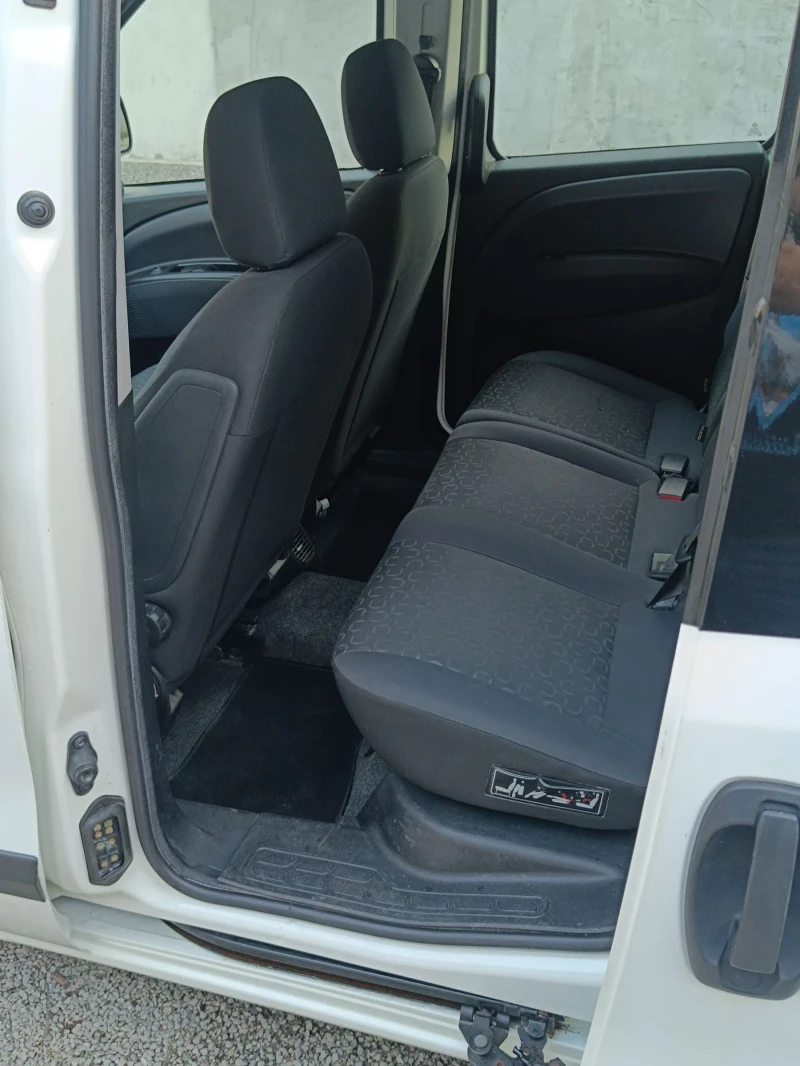 Fiat Doblo 1.4T-Jet/120кс./Климатик/Euro5 , снимка 10 - Автомобили и джипове - 49935241