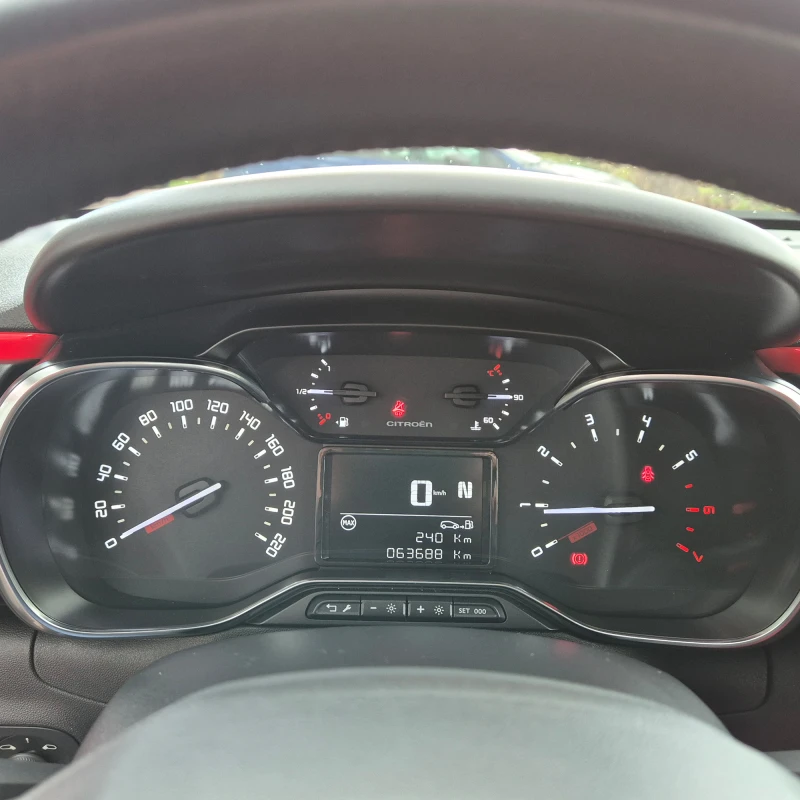 Citroen C3, снимка 8 - Автомобили и джипове - 52588339