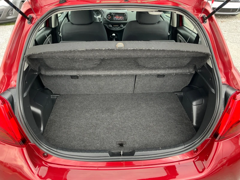 Toyota Yaris 1.4 D4D, снимка 11 - Автомобили и джипове - 52654706