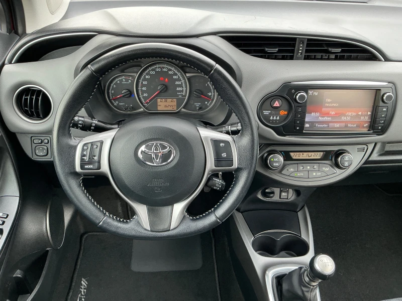 Toyota Yaris 1.4 D4D, снимка 16 - Автомобили и джипове - 52654706