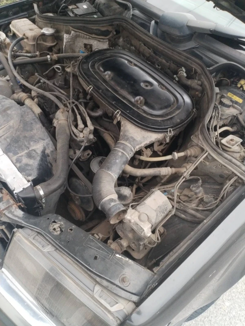 Mercedes-Benz 124, снимка 11 - Автомобили и джипове - 52700055