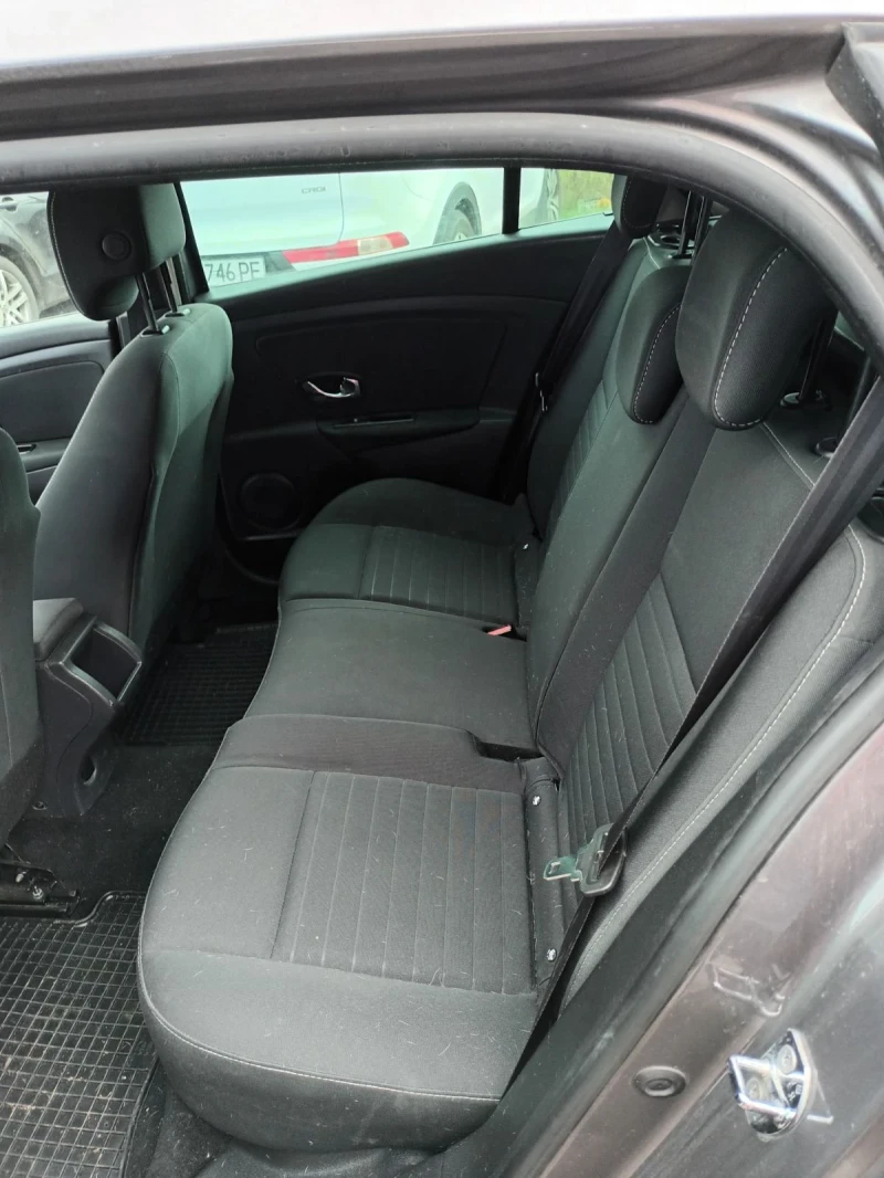 Renault Megane Renault Megane 1.5DCi, снимка 9 - Автомобили и джипове - 53507101