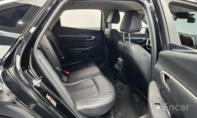 Hyundai Sonata | Навигация | Подгрев Волан | Камера, снимка 13 - Автомобили и джипове - 54811815