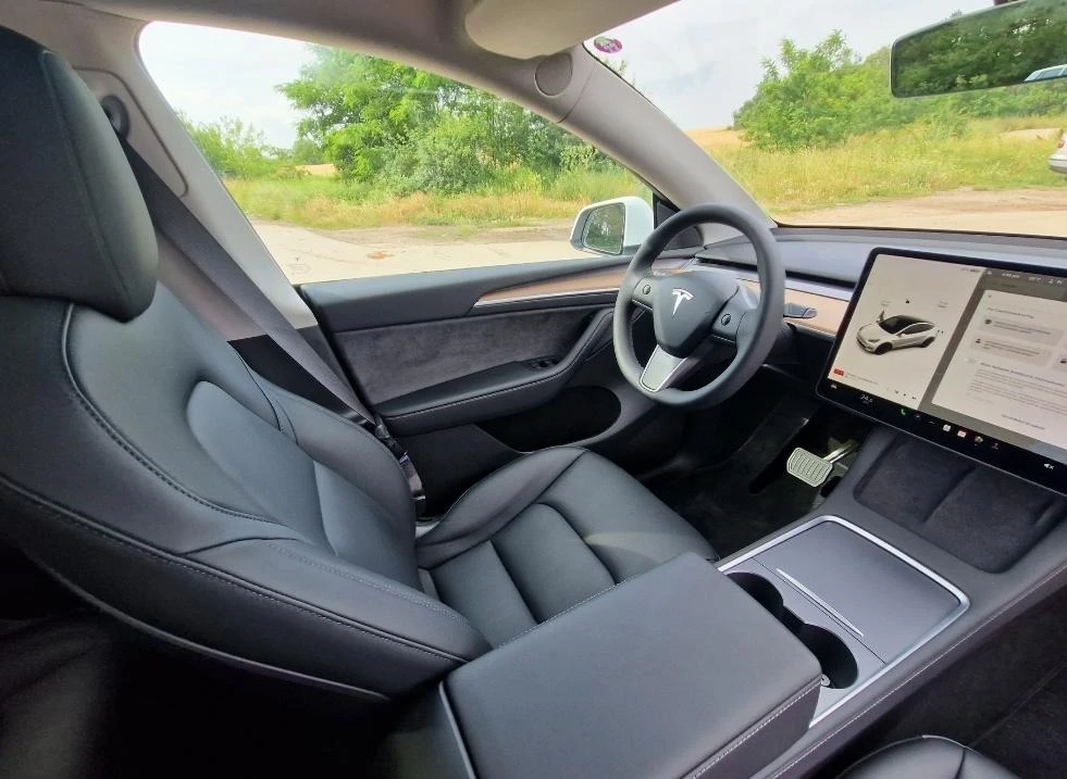 Tesla Model Y Long Range 4x4  | Mobile.bg   14
