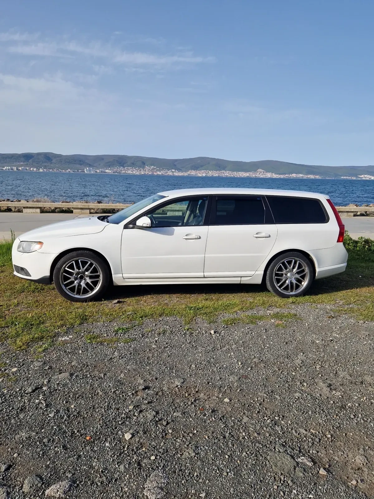 Volvo V70 T6 3.0 TURBO 286к.с. ГАЗ 4х4 - изображение 2
