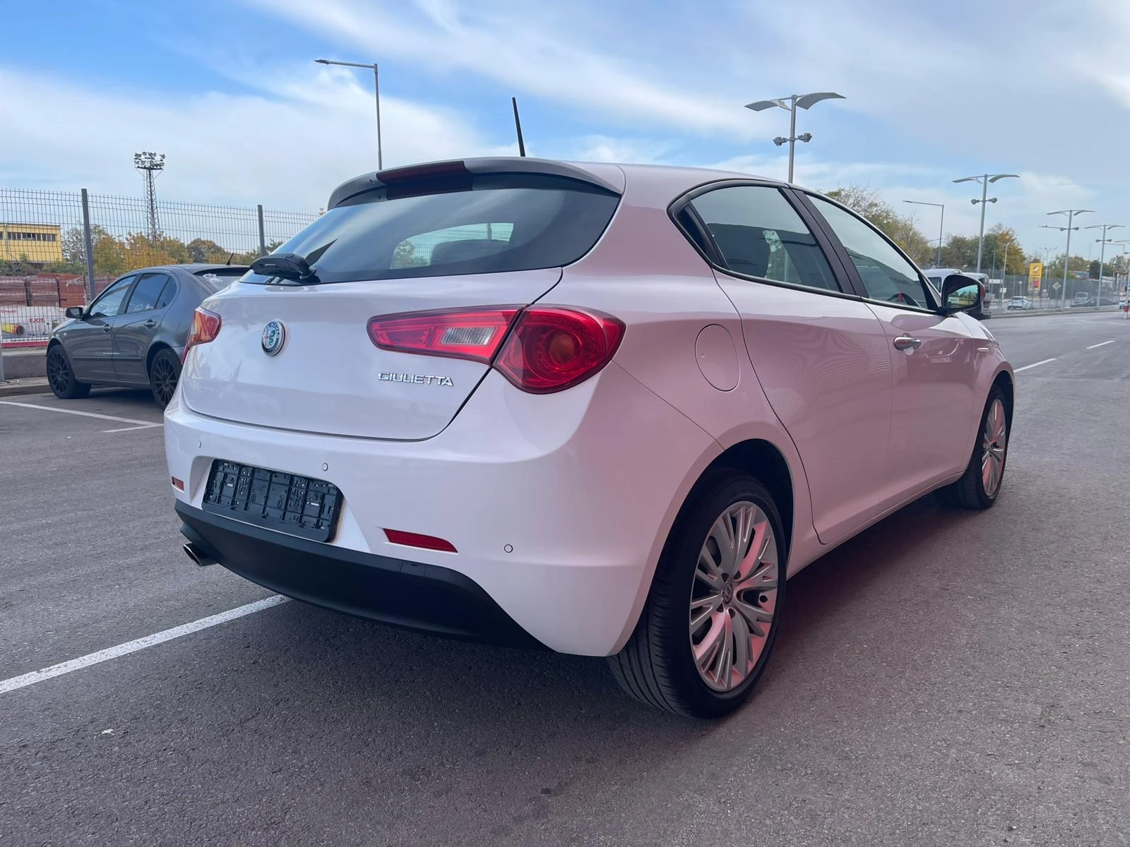 Alfa Romeo Giulietta 1.6 JTDm 120 к.с.  - изображение 5