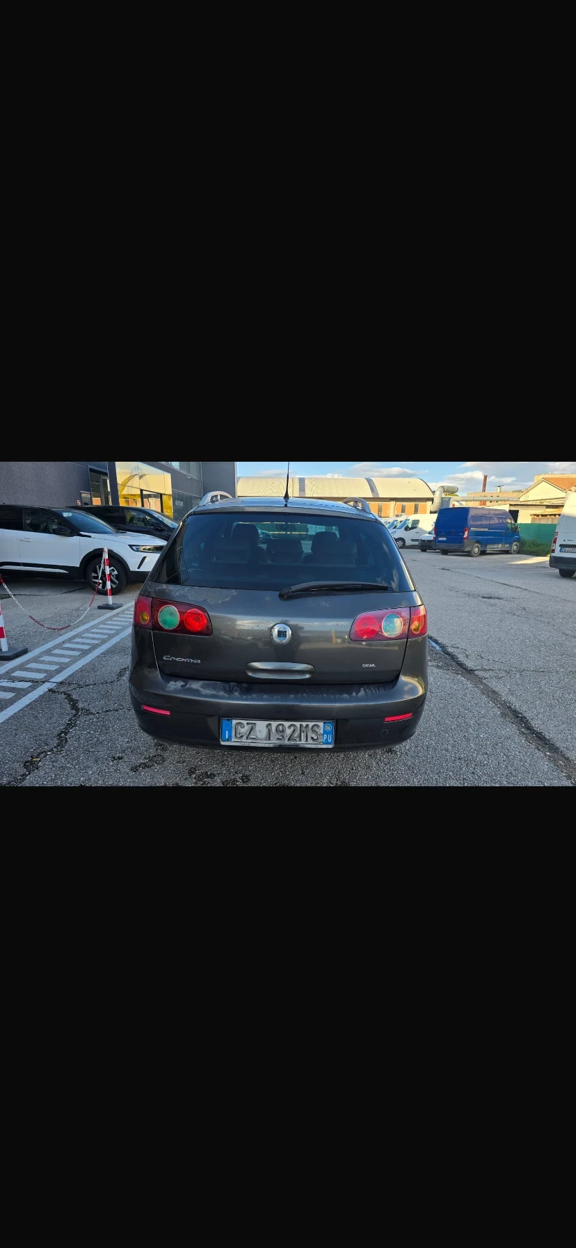 Fiat Croma 1.9 JTD 120 к.с - изображение 6