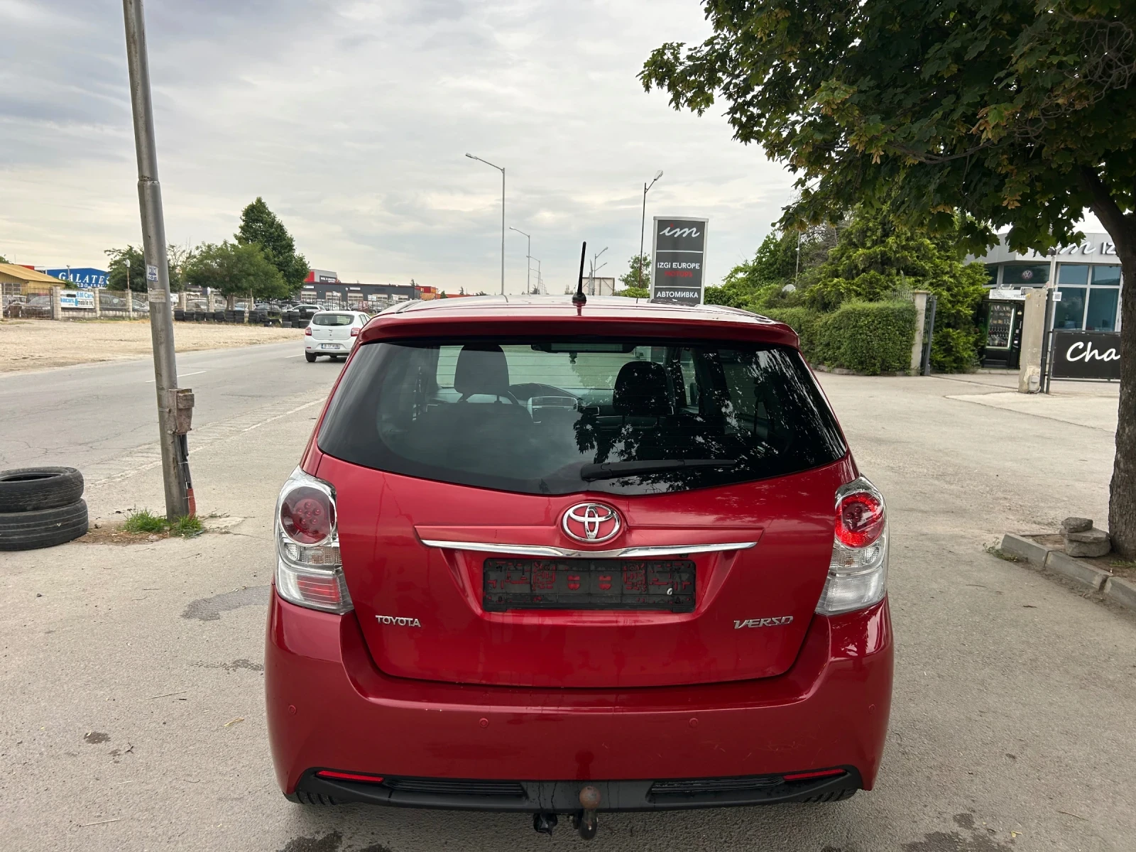 Toyota Corolla verso 2.2-177kc Дизел в топ състояние с Немски TUV - изображение 6
