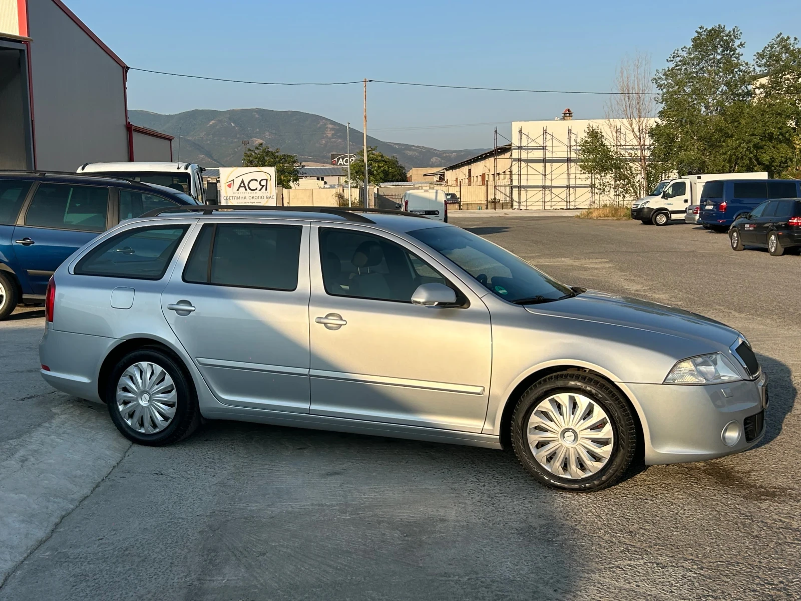 Skoda Octavia 2.0TDI VRS 170ps * КОЖА* НАВИГАЦИЯ* ТОП  - изображение 5