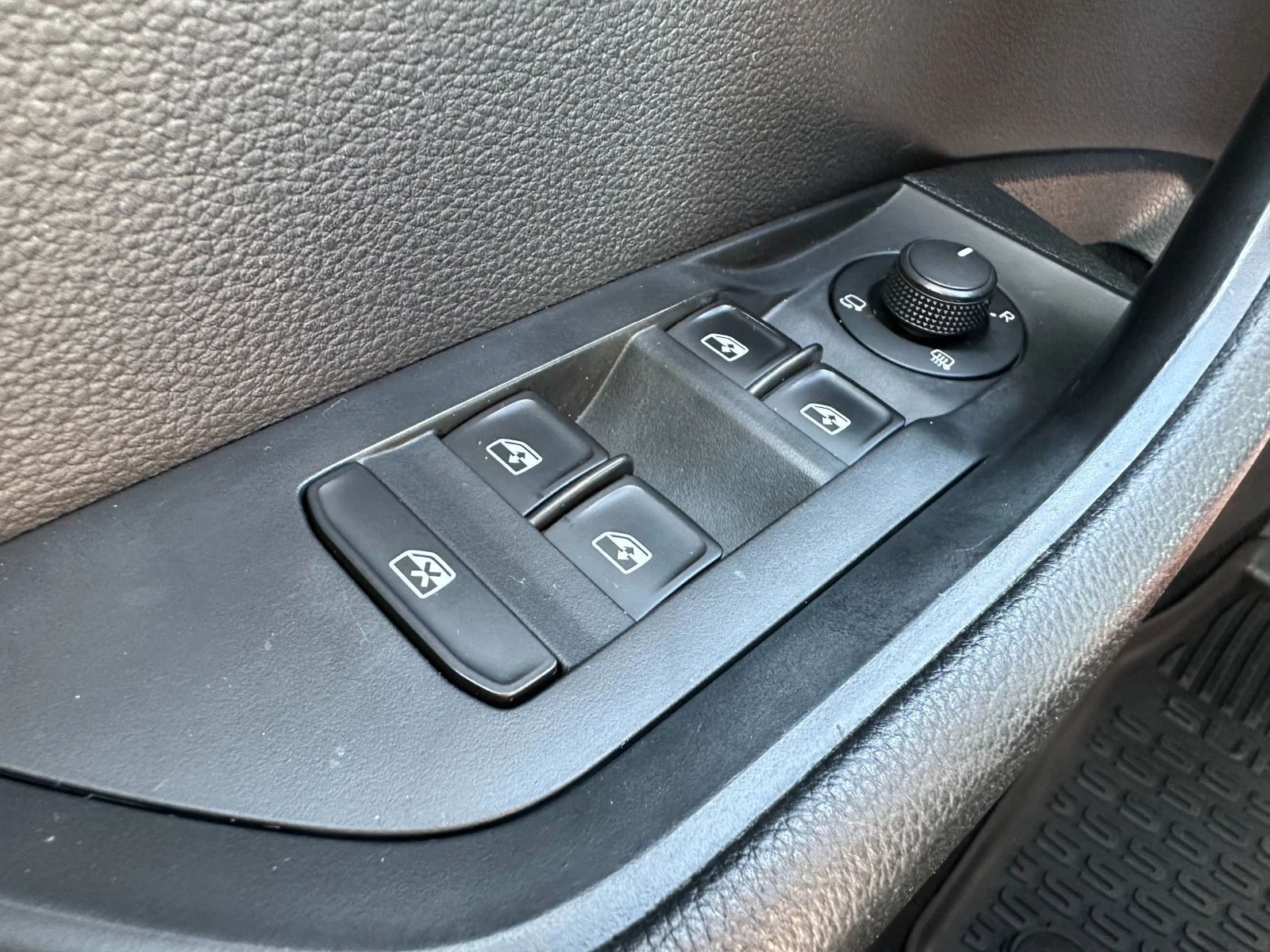 Skoda Superb 2.0i 280 ../4x4 | Mobile.bg   16