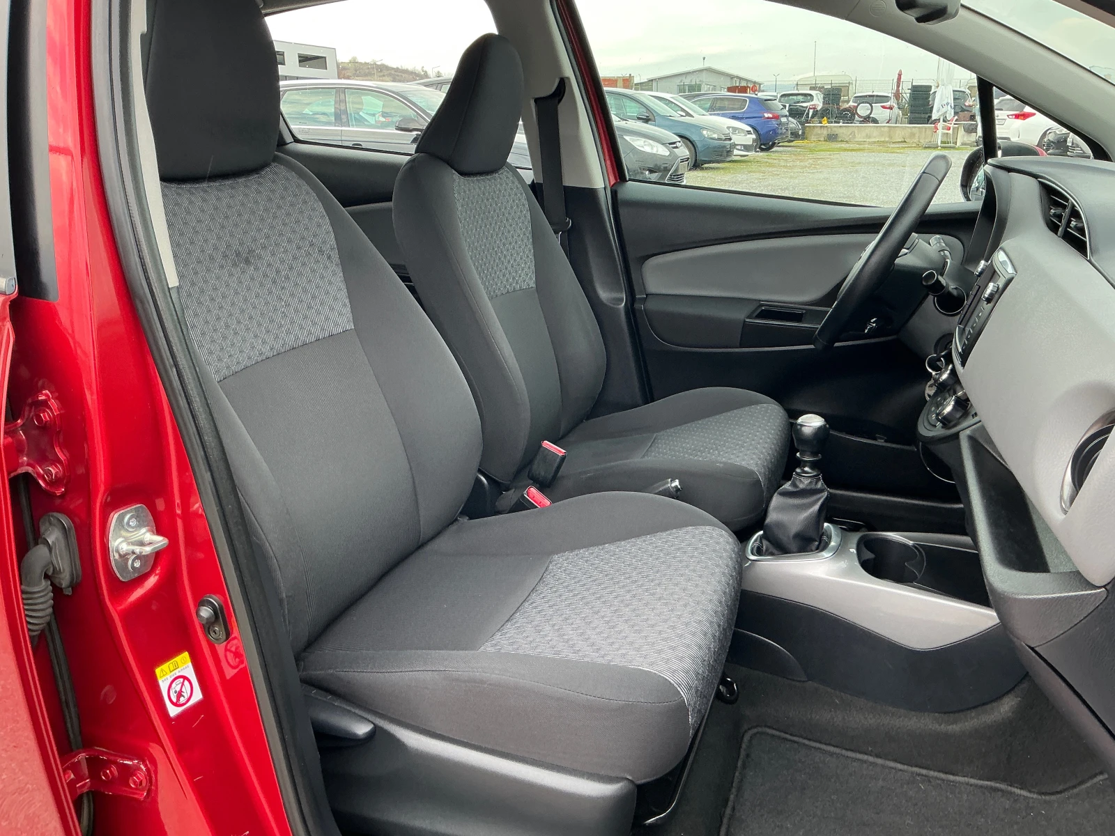 Toyota Yaris 1.4 D4D | Mobile.bg � ����������� 14