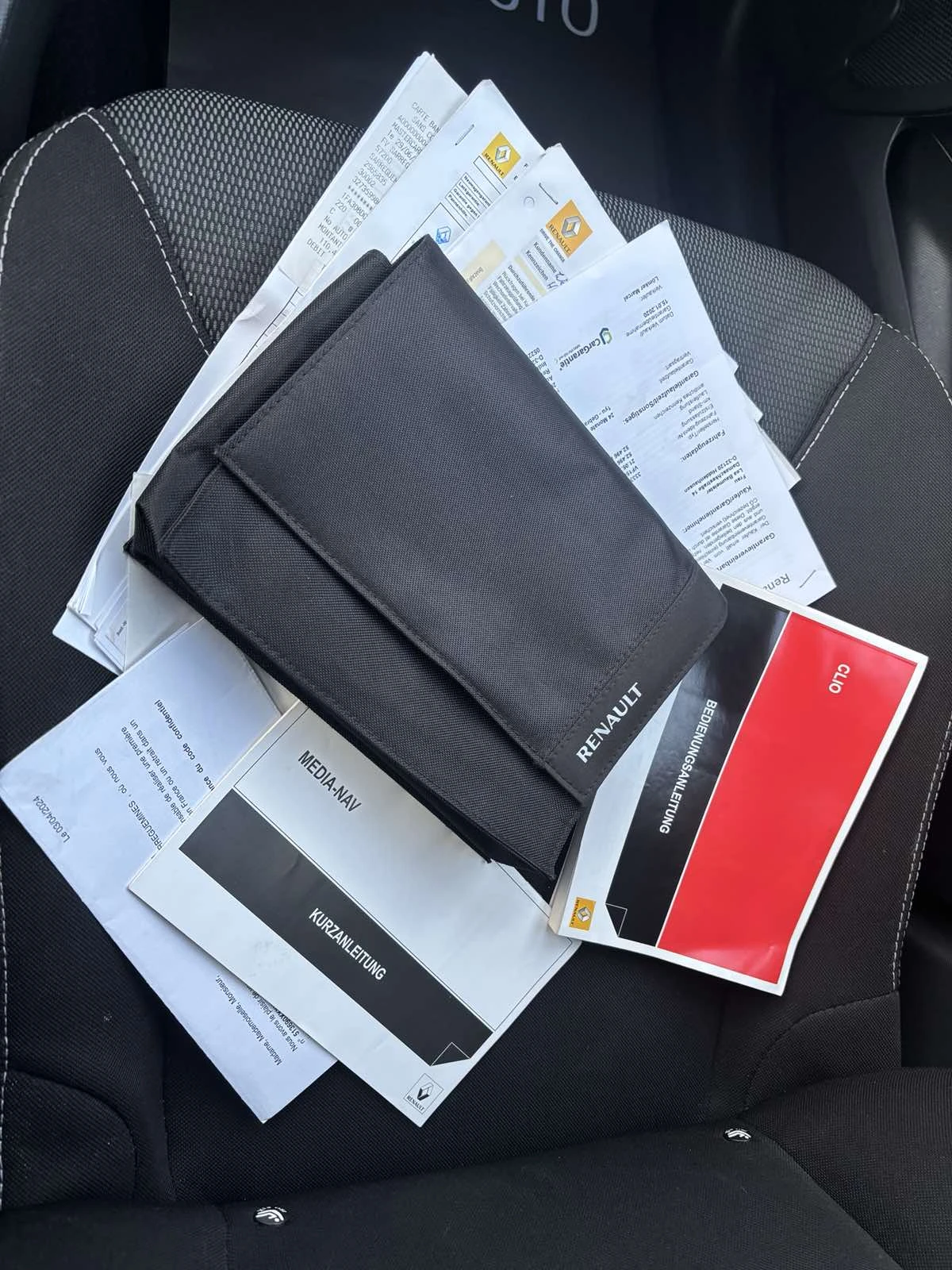 Renault Clio 0.9,  .142422km | Mobile.bg   15