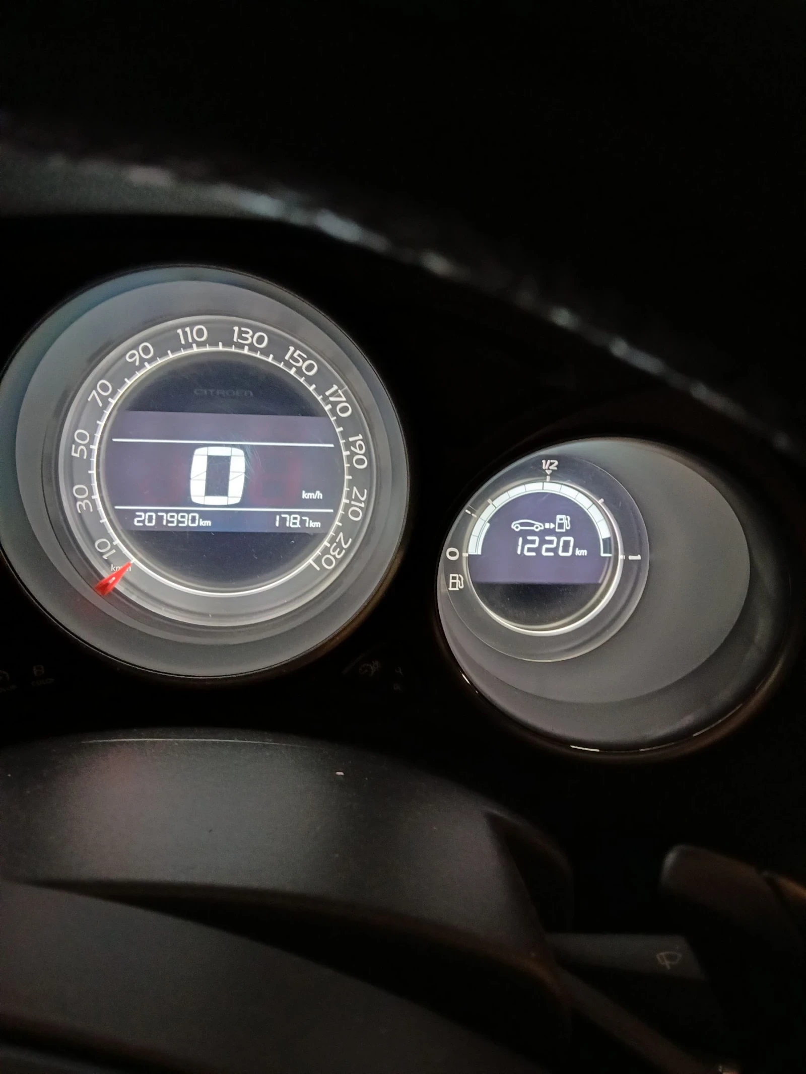 Citroen C4 Ds4 / e- hdi, снимка 9 - Автомобили и джипове - 52893754