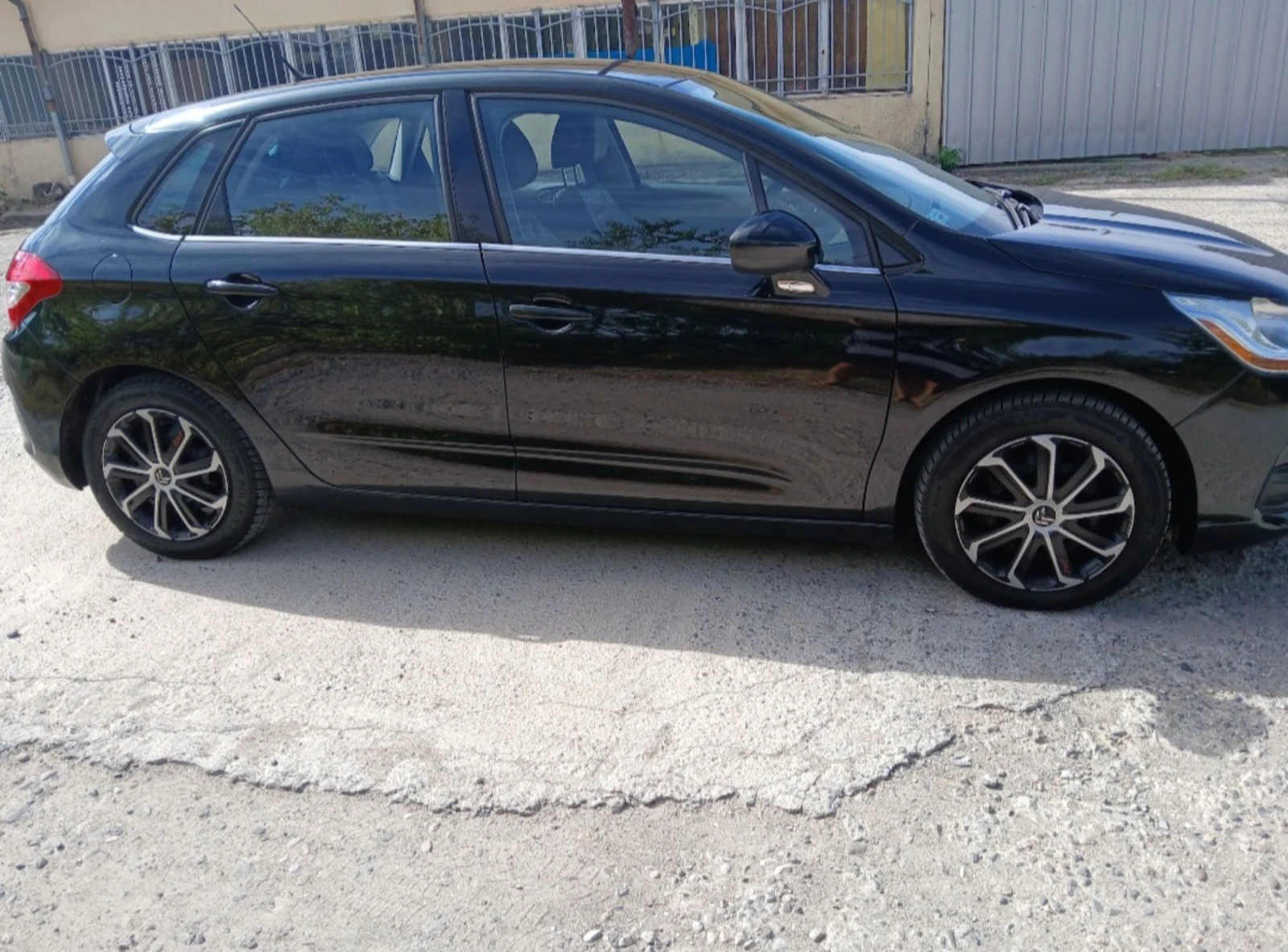 Citroen C4 Ds4 / e- hdi - изображение 4