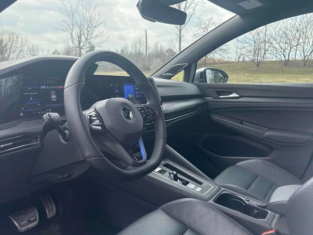 VW Golf * R * CARFAX * Шибидах * Два ключа * , снимка 5 - Автомобили и джипове - 53911196