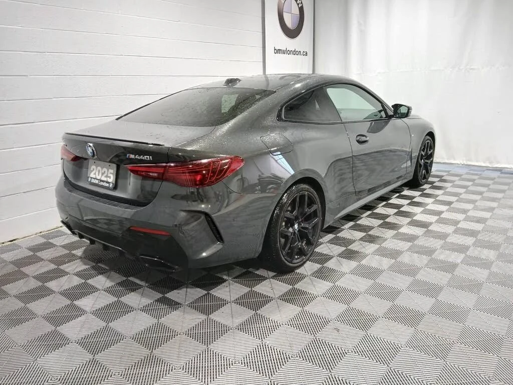 BMW M4 M440i* Coupe* xDrive* АвтоКредит* (ЦЕНА ДО БГ), снимка 3 - Автомобили и джипове - 54173653