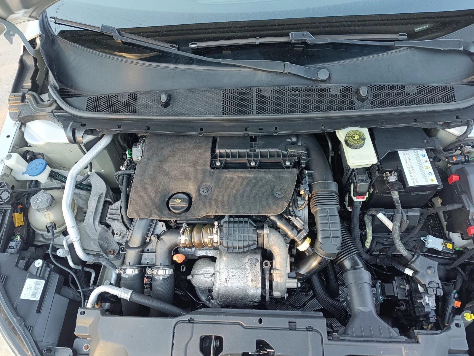 Peugeot 308 1.6 BlueHDI | Mobile.bg � ����������� 13