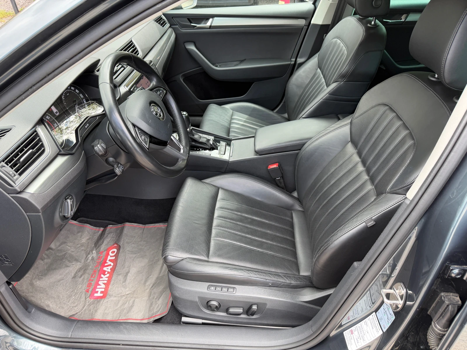 Skoda Superb 2.0TSI 280HP 4X4 DSG, снимка 14 - Автомобили и джипове - 54295124