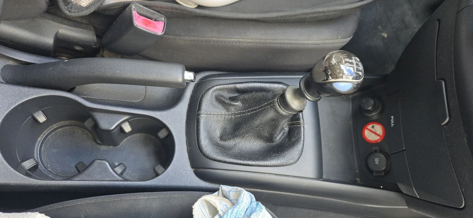 Hyundai I30 1.6 дизел, снимка 11 - Автомобили и джипове - 54584928