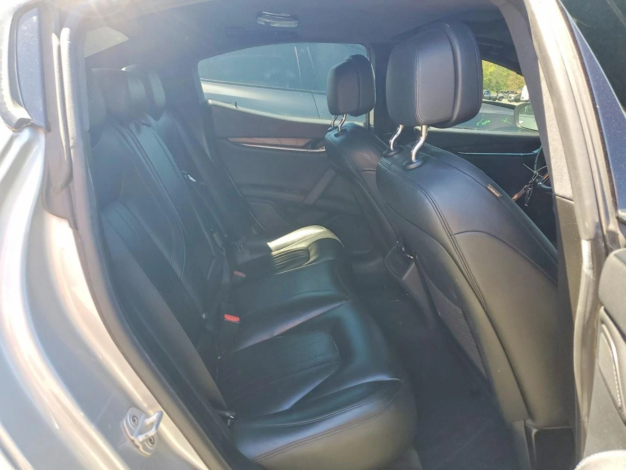 Maserati Ghibli 3.0l S, снимка 10 - Автомобили и джипове - 54732088