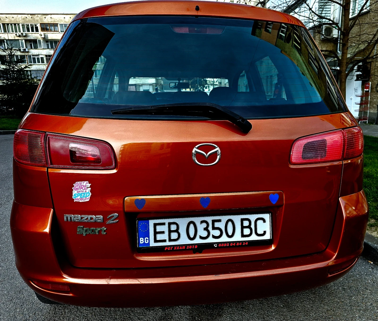 Mazda 2 1.4 sport, снимка 2 - Автомобили и джипове - 54858623