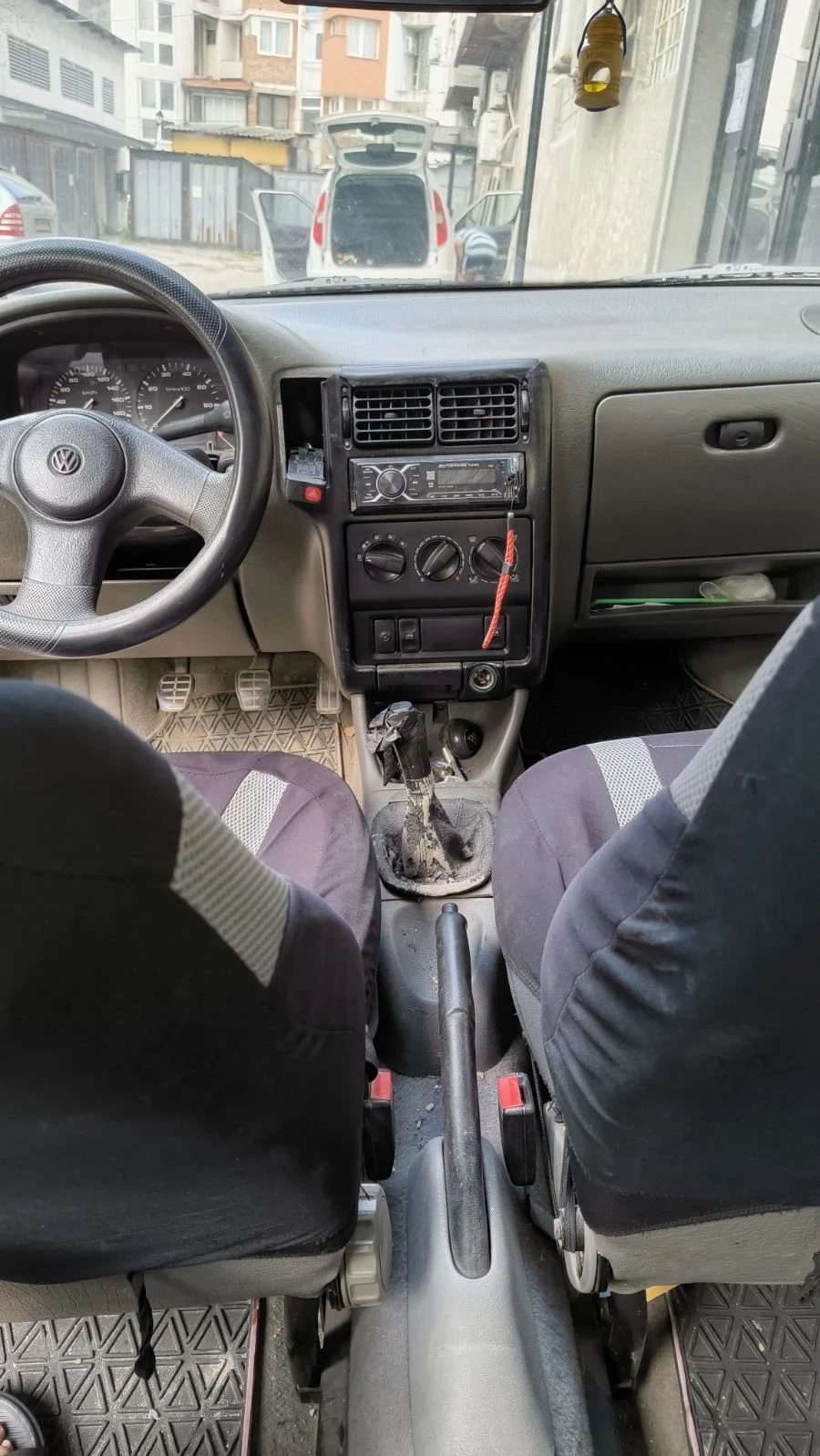 VW Polo