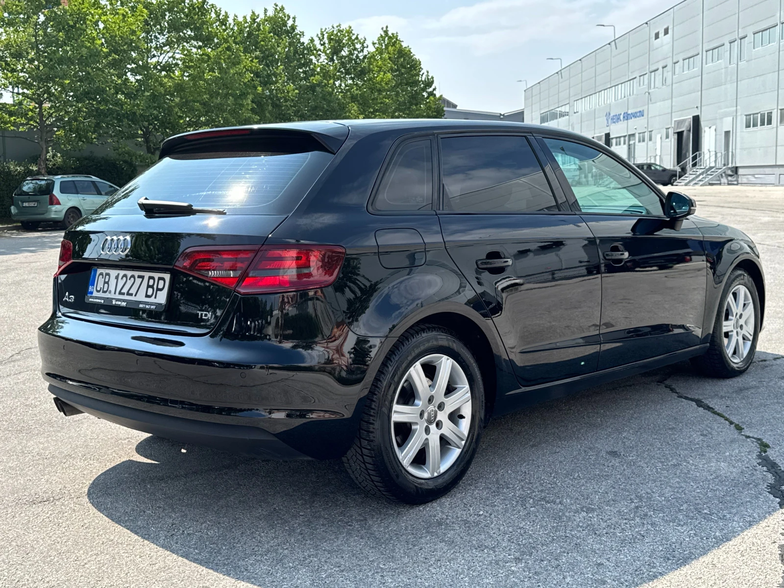 Audi A3 2, 0tdi/Sportback/Автоматик, снимка 5 - Автомобили и джипове - 55173563