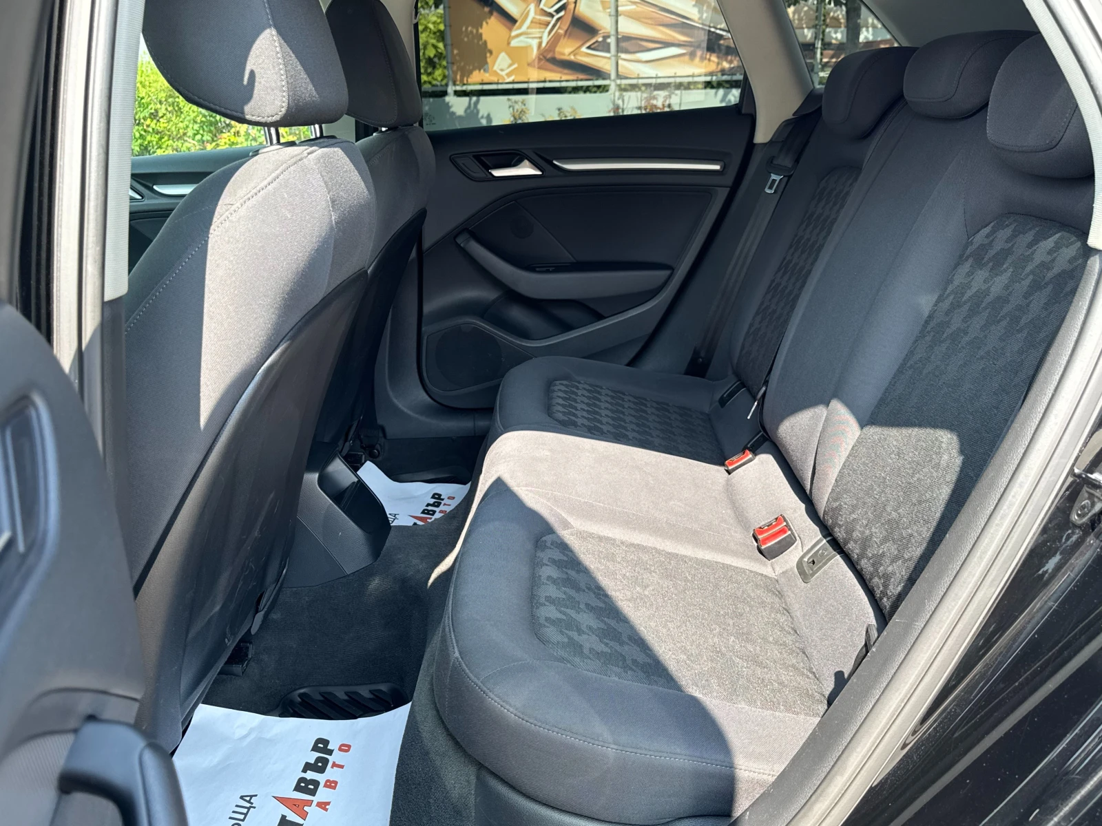 Audi A3 2, 0tdi/Sportback/Автоматик, снимка 13 - Автомобили и джипове - 55173563