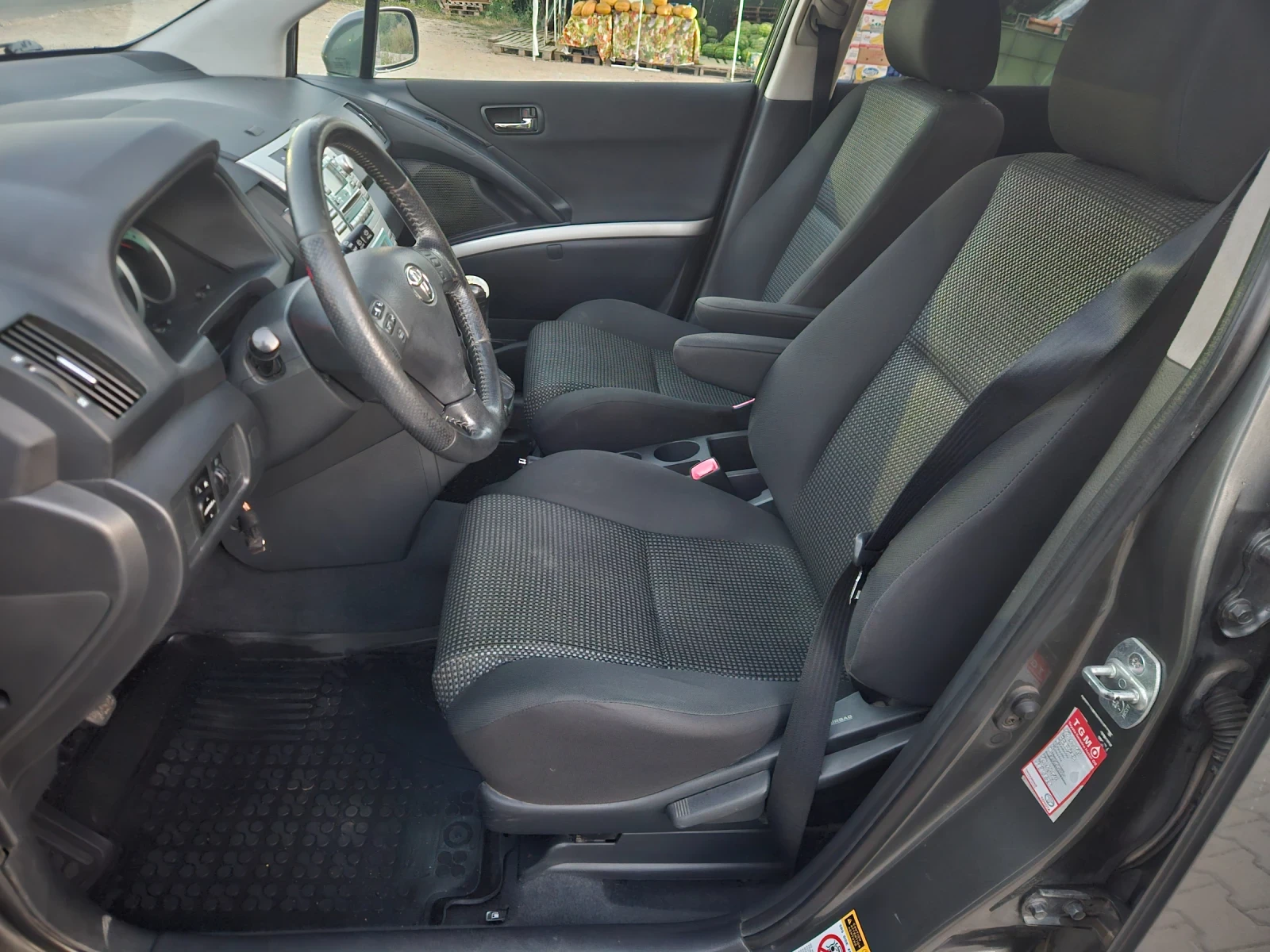 Toyota Corolla verso 2.2 D-4D   177 к.с ПЕЧКА! , снимка 11 - Автомобили и джипове - 55463317