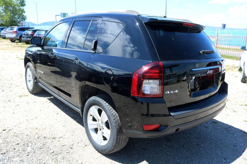 Jeep Compass 2.4 4x4, снимка 6 - Автомобили и джипове - 46273043