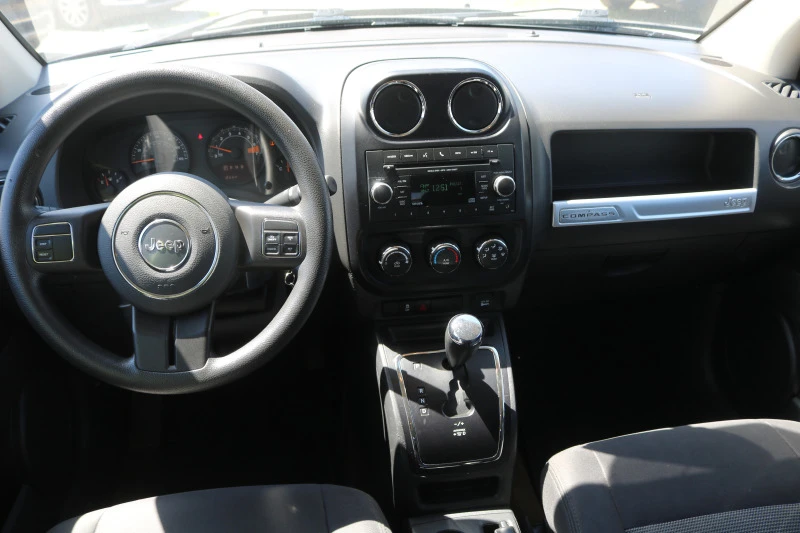 Jeep Compass 2.4 4x4, снимка 9 - Автомобили и джипове - 46273043