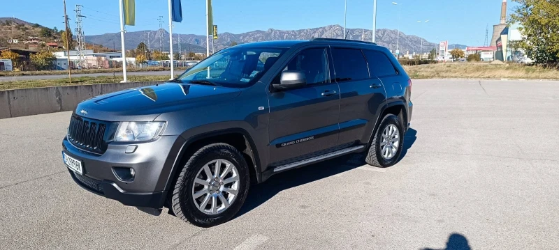 Jeep Grand cherokee Grand cherokee, снимка 12 - Автомобили и джипове - 47656966