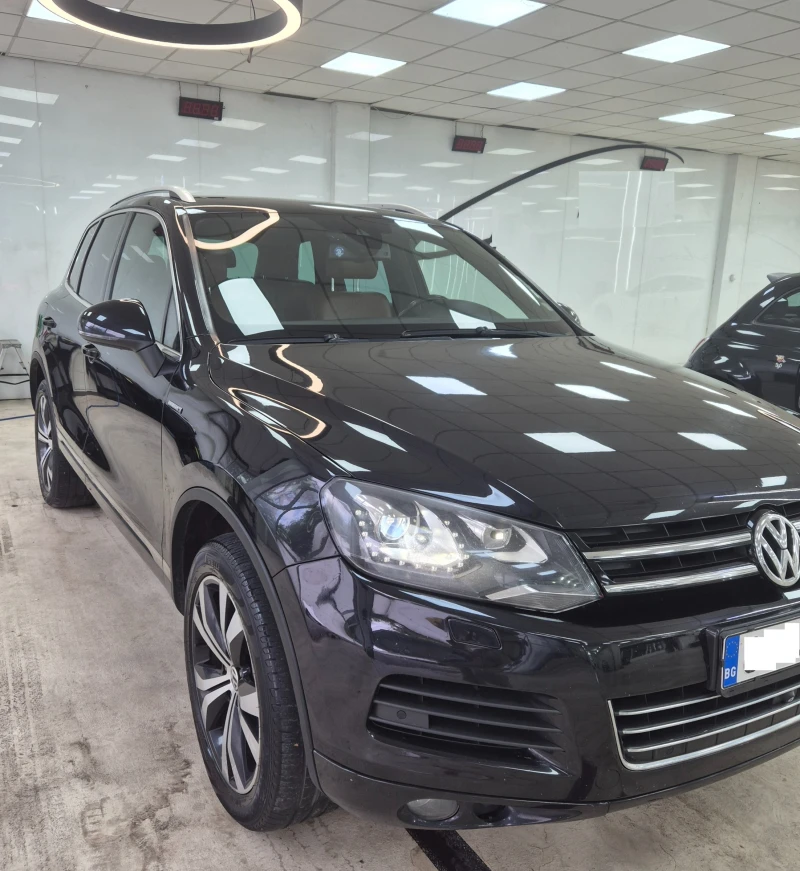 VW Touareg, снимка 1 - Автомобили и джипове - 48364253