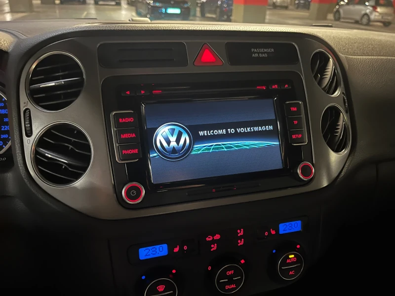 VW Tiguan 2.0 TSI, снимка 6 - Автомобили и джипове - 48422010