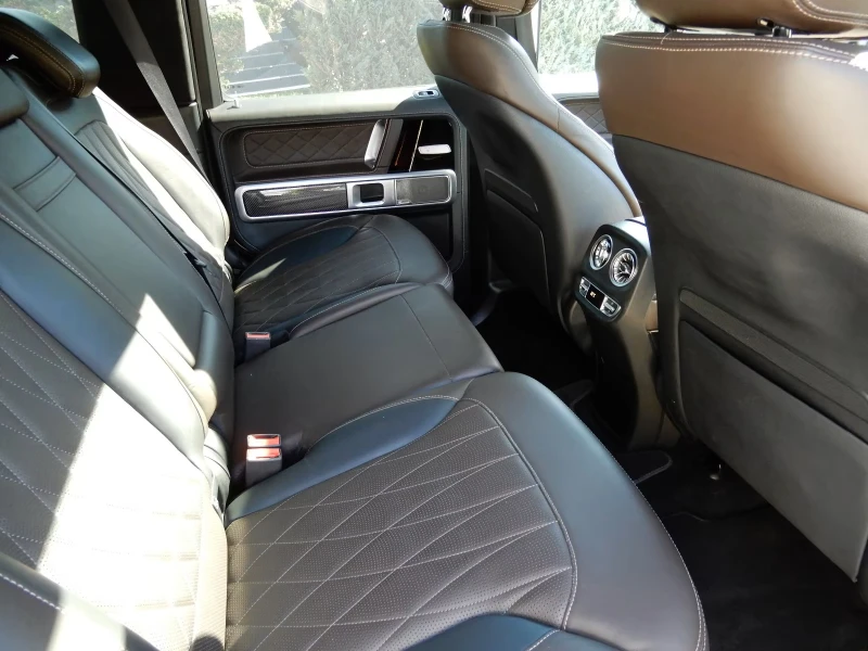 Mercedes-Benz G 500 DISIGNO EXCLUSIVE NIGHT AMG-LINE, снимка 9 - Автомобили и джипове - 52321906