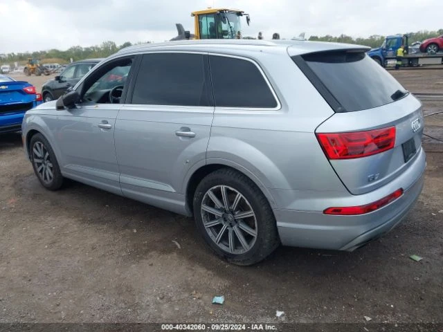 Audi Q7 3.0T PREMIUM РЕАЛНИ КИЛОМЕТРИ/СЕРВИЗНА ИСТОРИЯ - изображение 4