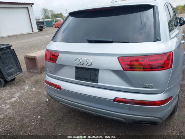 Audi Q7 3.0T PREMIUM РЕАЛНИ КИЛОМЕТРИ/СЕРВИЗНА ИСТОРИЯ - изображение 5