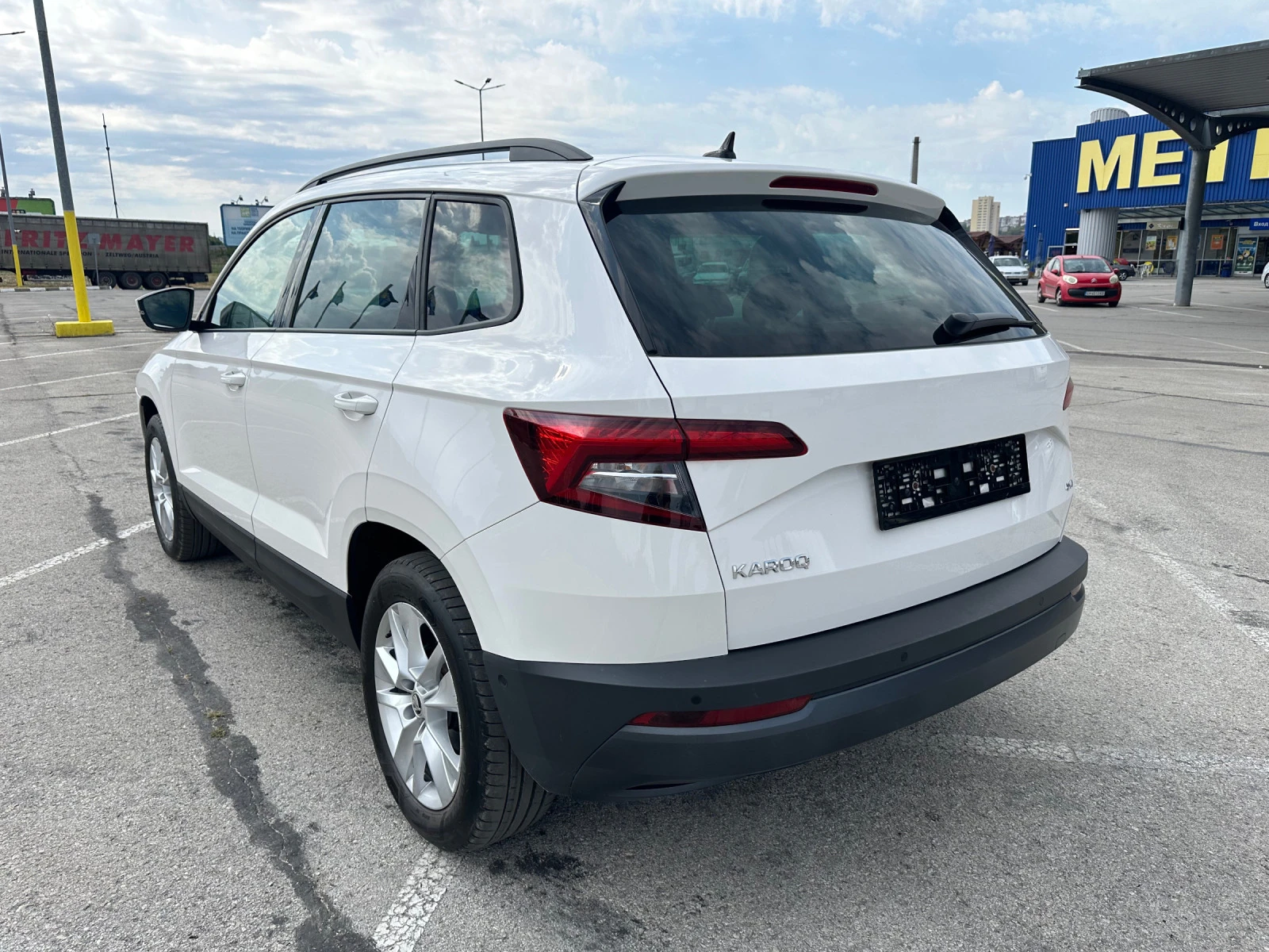 Skoda Karoq 2.0TDI 4x4 27хил км! - изображение 3